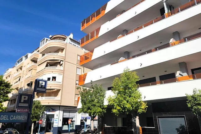 Apartamento moderno (desde 2024 - 148 m2 - 1.ª planta) en Alegria XVIII con piscina interior, sauna y gimnasio, en pleno centro de la ciudad, ¡a tan solo 300 m de Piscinas Naturales/Playa del Cura! — 46