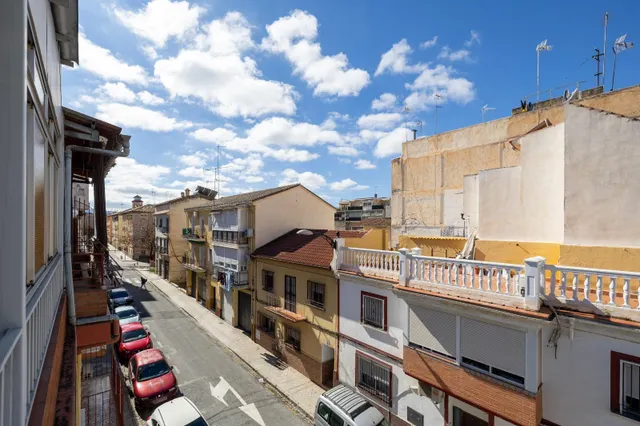 Edificio con gran potencial de desarrollo residencial en Zaidín – Granada — 47
