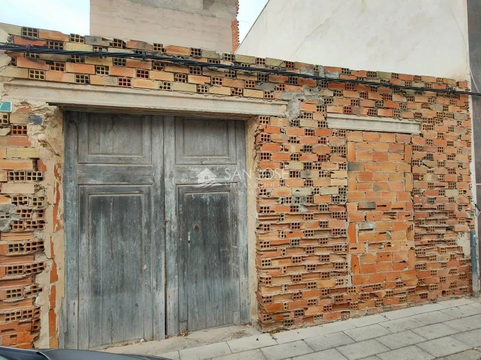 SE VENDE SOLAR URBANO EN ASPE ZONA DE COLEGIOS E INSTITUTOS