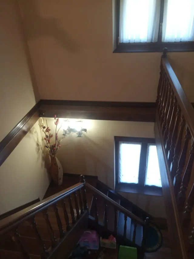 Céntrico !! Se Vende Chalet en Valle de Mena — 30