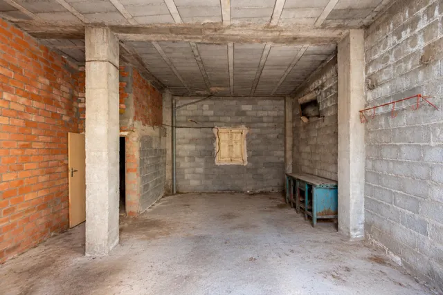 SE VENDE AMPLIO PISO EXTERIOR EN DÚRCAL GRANADA INCLUYE LOCAL — 25