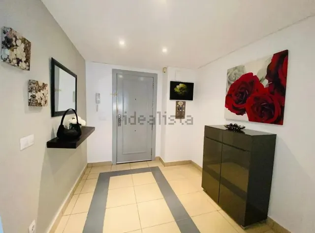 Alquiler de linda vivienda reformada zona altozano con terraza — 11