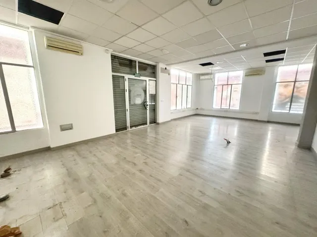 LOCAL COMERCIAL ESQUINA EN ELDA, ZONA MURILLO — 8