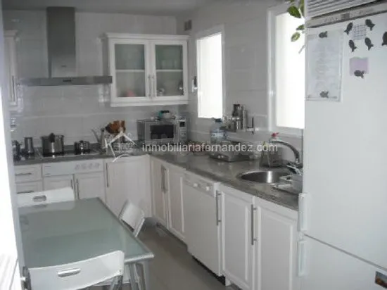 Se vende piso céntrico totalmente reformado - foto 3