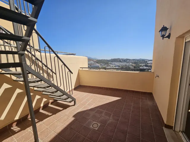 Dúplex tipo adosado con vistas al mar en la Cala de Mijas — 22