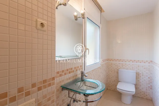 Casa independiente con vistas al mar en venta en Arenys de Mar — 17