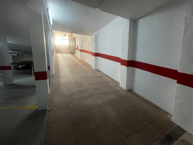 Apartamento con garaje y piscina en el centro de Torrevieja — 28