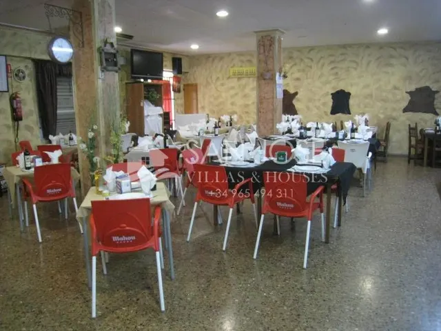 VENTA DE MOTEL EN ASPE DE 32 HABITACIONES, PRECIO NEGOCIABLE — 8