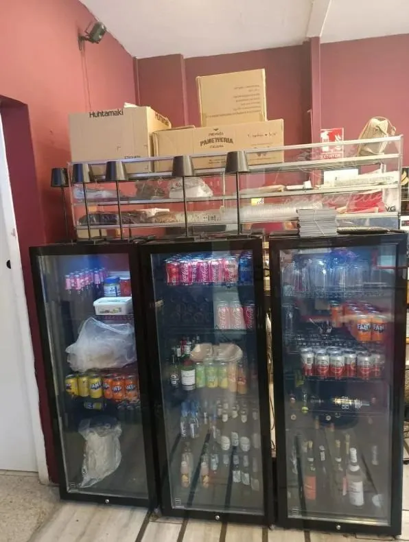 Traspaso de cafeteria en excelente ubicación al lado de plaza de los luceros — 12