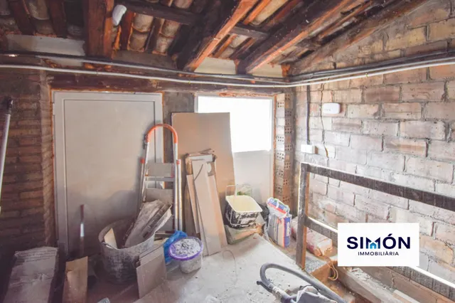 ¡Piso recién reformado con 3 habitaciones y traster 90m2 en Sallent! — 33