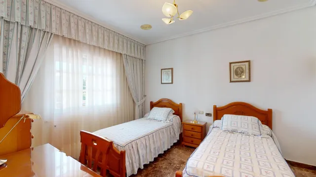 Chalet 4 habitaciones 503m² en venta - Santo Ángel — 39