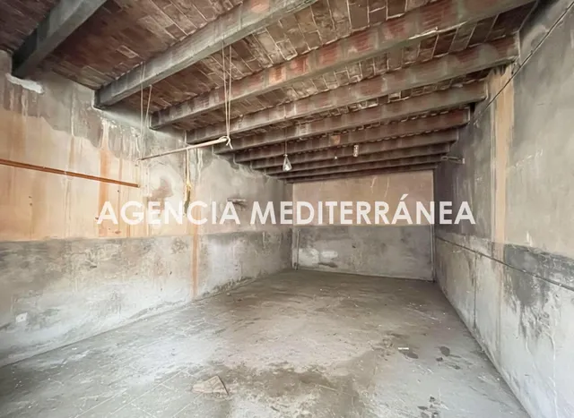 CASA DE DOS PLANTAS A LA VENTA EN ALCÀSSER — 16