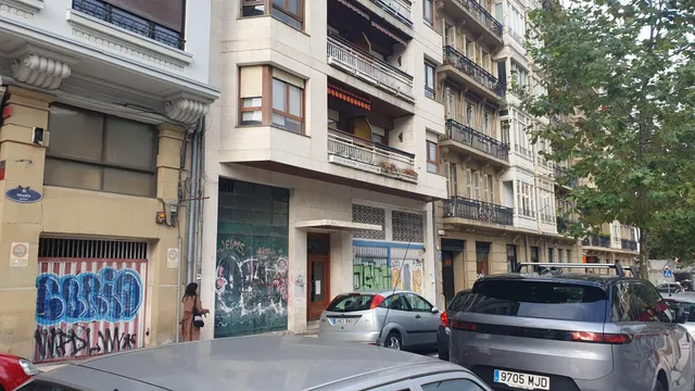 Local en Venta en Gros — 2