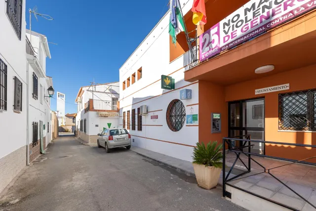 CASA EN AGRÓN — 3