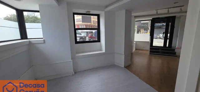 Local comercial en Torre Coruña Av. Calvo Sotelo esquina con Paseo de Ronda, gran escaparate, muy luminoso — 18