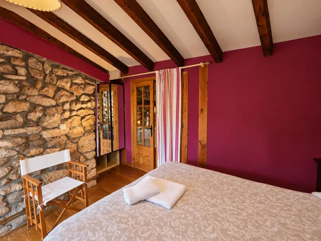 CASA DE PIEDRA REFORMADA CON DOBLE TERRAZA Y BARBACOA — 13
