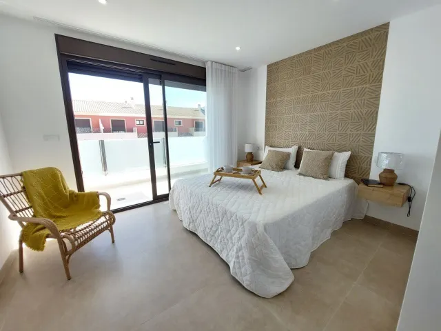 VILLA DE 3 DORMITORIOS Y 3 BAÑOS EN SAN PEDRO DEL PINATAR (MURCIA) — 23