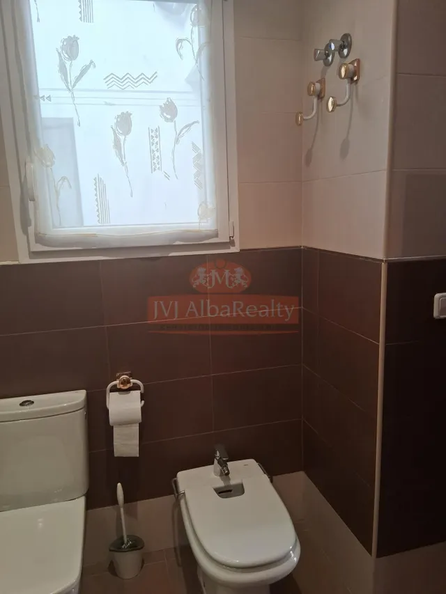 PRECIOSA CASA EN VENTA EN CASCO ANTIGUO CHINCHILLA — 25