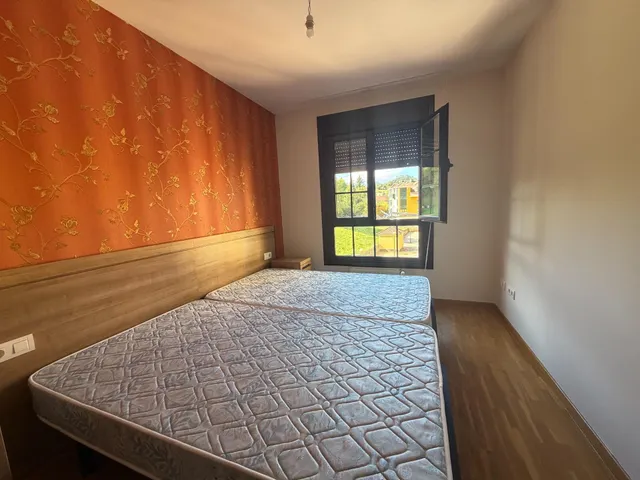 Piso de 3 habitaciones en alquiler en el centro de Nava — 24