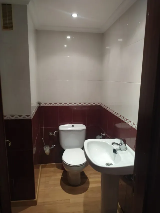 SE VENDE PISO CON PLAZA DE GARAJE EN CINCO VILLAS — 13