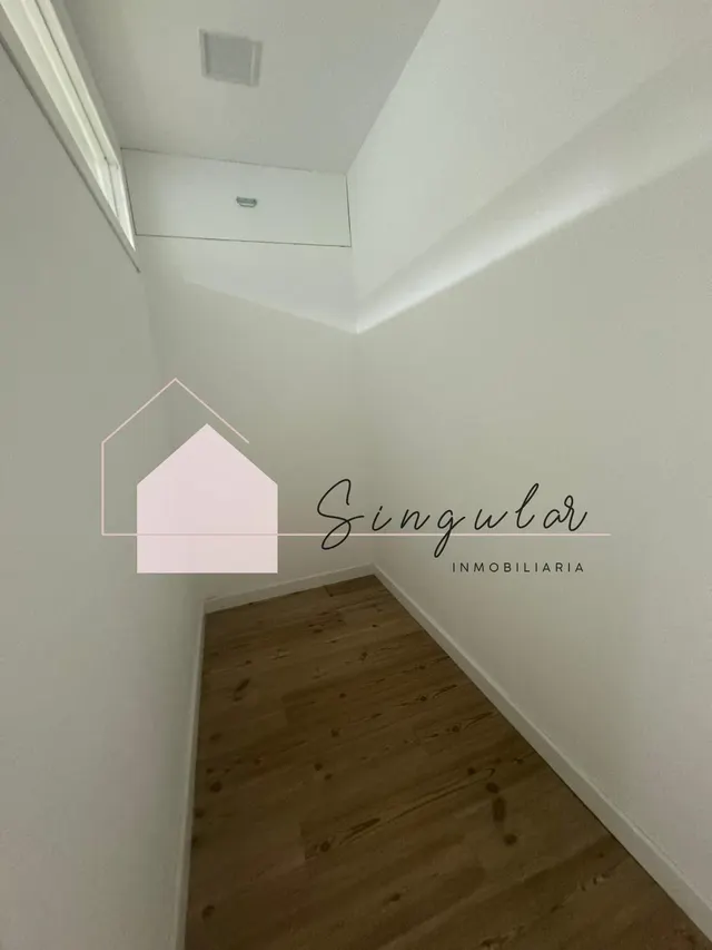 ALQUILER PLANTA BAJA CASA CON JARDÍN — 11