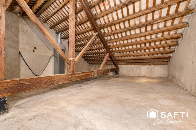 Un edificio entero por 380.000€ en Vilafranca del Penedès con potencial para 6 viviendas — 22
