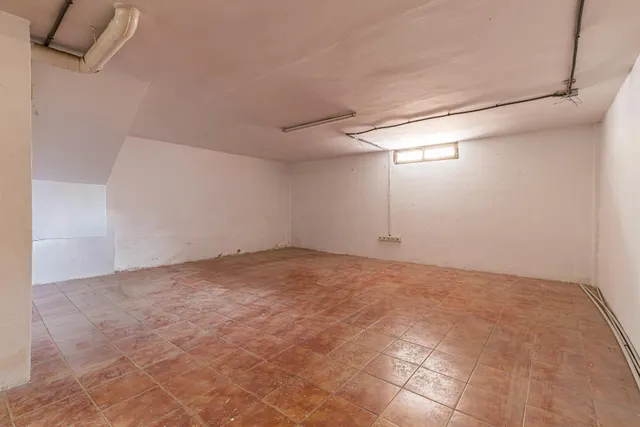 Dúplex con garaje privado y piscina comunitaria en Los Rectores. — 30
