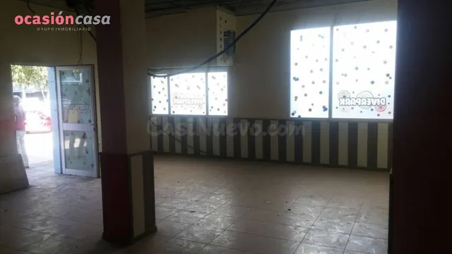 Local comercial en venta - Miralbaida - foto 5