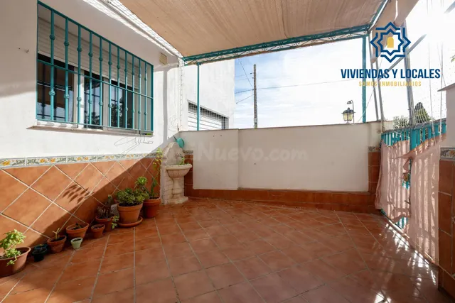 ¡Tu hogar soñado te espera en esta espectacular casa reformada! — 3
