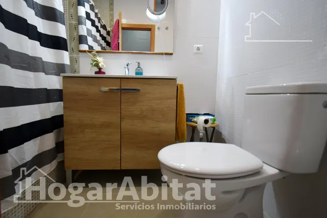 MUY AMPLIO CON TERRAZA, GARAJE Y TRASTERO — 30