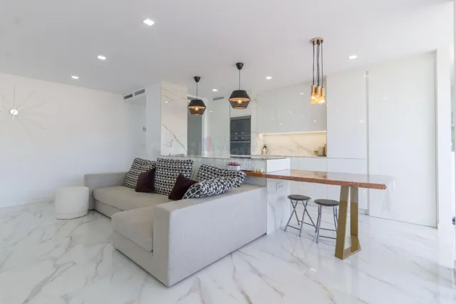 Piso 3 habitaciones 138m² en venta - Raval Roig-Virgen del S - foto 4