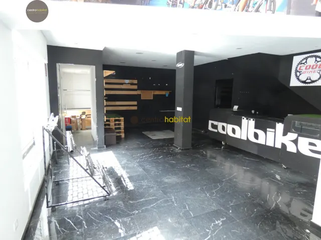 Local en Av/ Reina Victoria (Elda) — 9
