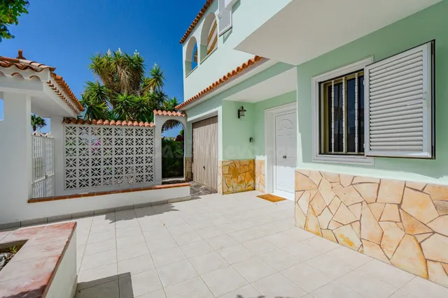 Villa 4 habitaciones 499m² en venta - Chayofa