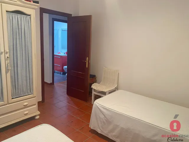 GRAN CASA CON TERRENO EN LOS ALGARBES (LA CARLOTA) - 3.500 METROS ¡HIPOTECABLE! — 23