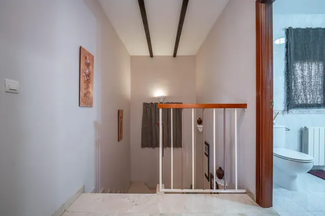 EXCLUSIVA VIVIENDA CON PISCINA PRIVADA EN URBANIZACIÓN "EL TORREÓN" EN ALBOLOTE. — 21