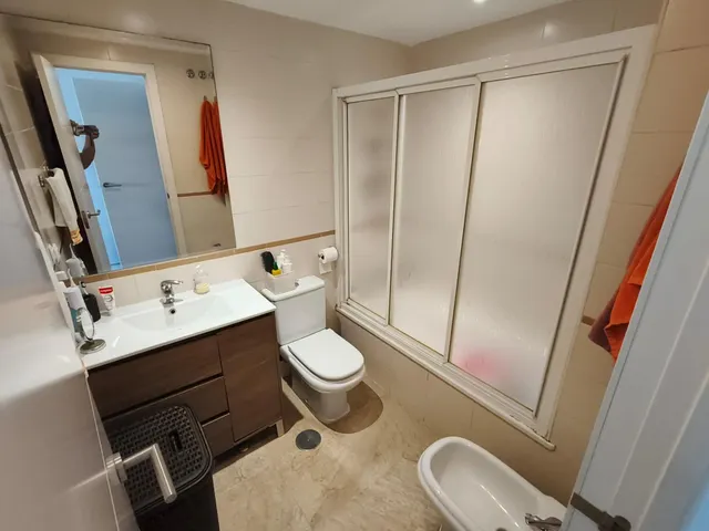 ¡Ideal para familias! Piso de 3 dormitorios con terraza, piscina y jardines en Torremolinos — 15