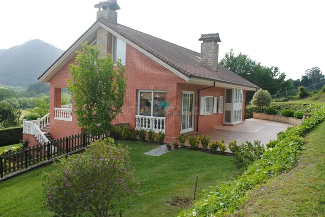 Se vende chalet en Ampuero - foto 3