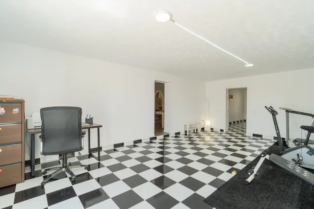 CHALET independiente con piscina privada y parcela de 809 m2 en Torreta Florida — 39