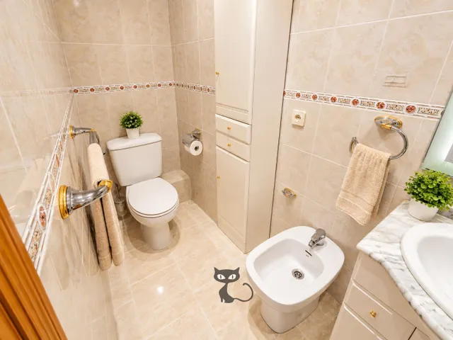 Piso Amplio con Balcón, Trastero, Plaza de Garaje y Ascensor en Massanassa!!! — 18