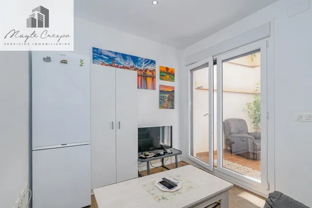 Precioso duplex moderno con patio — 29