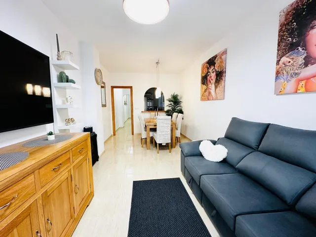 Apartamento reformado con vistas al mar y licencia turística en Playa del Cura — 4