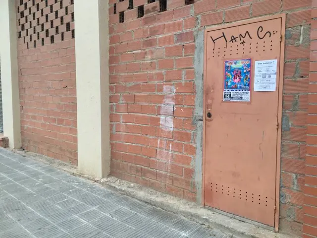 LOCAL COMERCIAL EN VENTA EN TORRENT DE LLOPS — 2