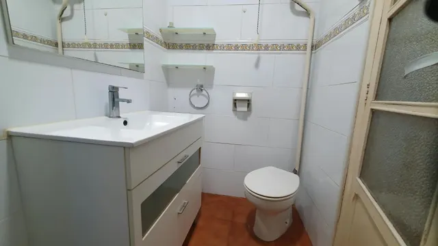 Casa de pueblo tradicional de 250 m2 en Canet centro: 3 alturas diáfanas para proyecto de rehabilitación a medida — 16