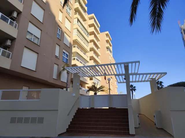 OPORTUNIDAD, SE VENDE ESTUPENDO APARTAMENTO EN EL RESIDENCIA