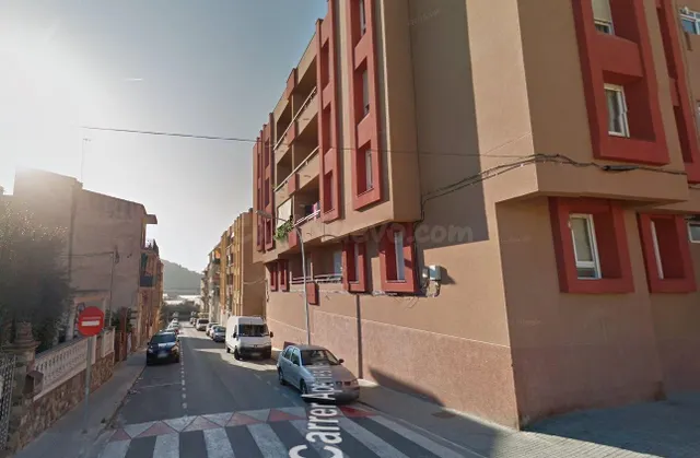 Se vende piso OKUPADO en Montmeló (Barcelona) - foto 3