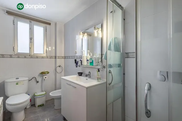 Piso amplio y luminoso en Ronda–Arabial — 23