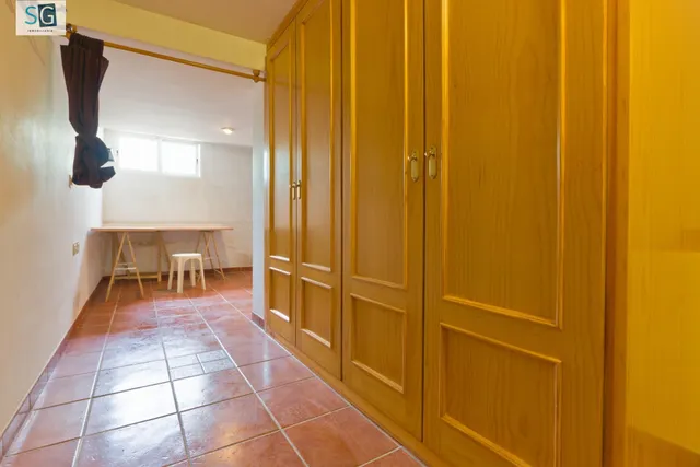 Bonita Casa en Cúllar Vega — 27