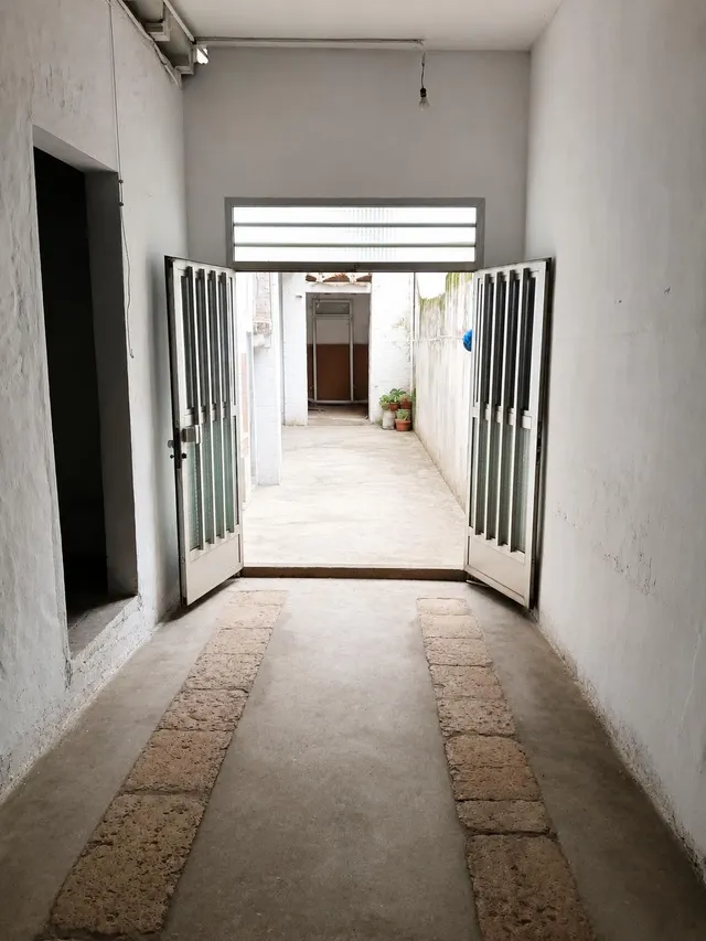 Magnífica Casa de Pueblo con Gran Potencial en Carcaixent - foto 5