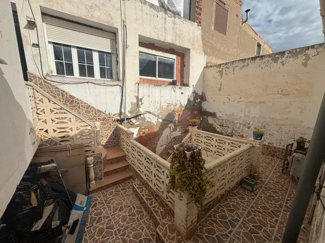 ✨ AMPLIA CASA DE 300 m2 EN SAX CON TERRAZA — 109.000 € — 15