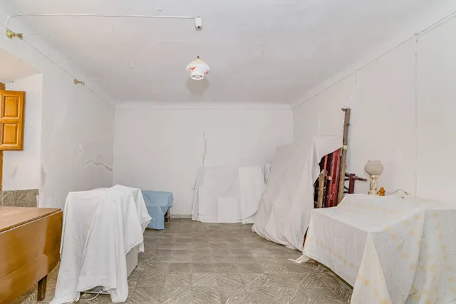 Casa señorial con terraza y posibilidad de rentabilidad. — 27